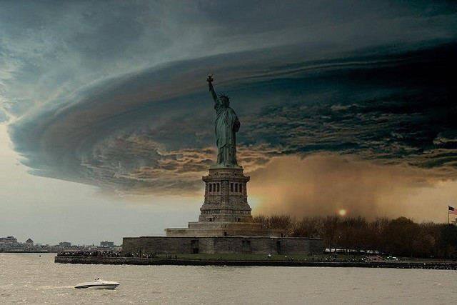 Уникална снимка на урагана в Ню Йорк
