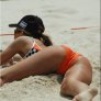 Плажният волейбол ми допада